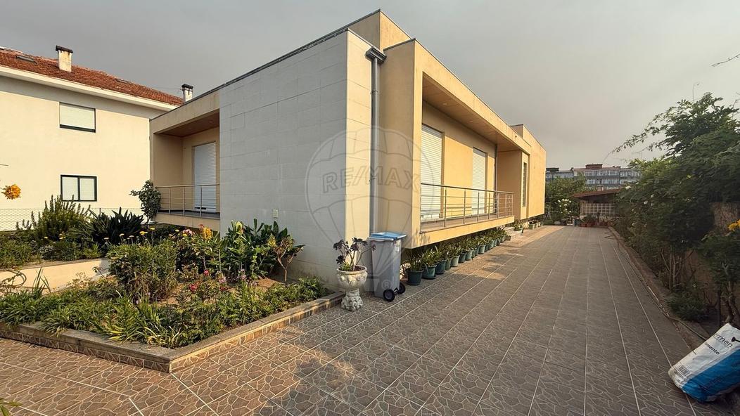 3 bedrooms House in Maia, Portugal No. 267067