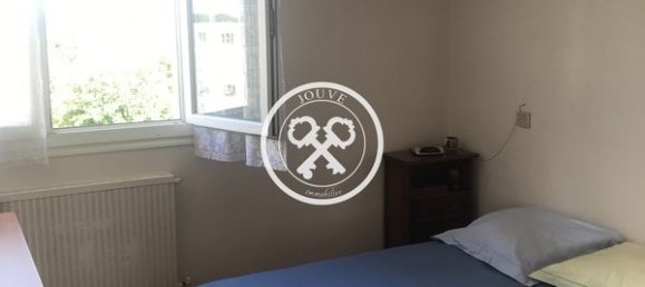 2 bedrooms Apartment in Troyes, France No. 152079 7