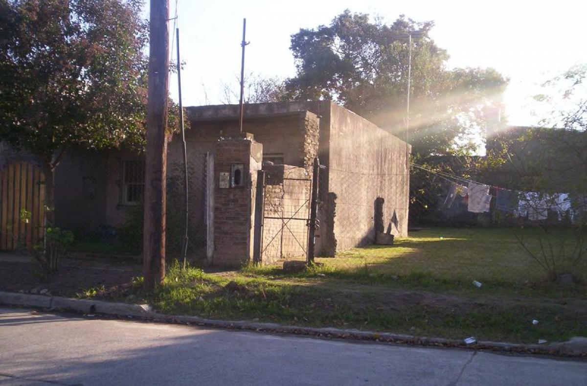  Land in Almirante Brown, Argentina No. 117623