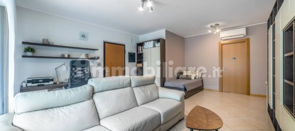 2 Schlafzimmer Wohnung in Cernusco sul Naviglio, Italy, Nr. 371741 8