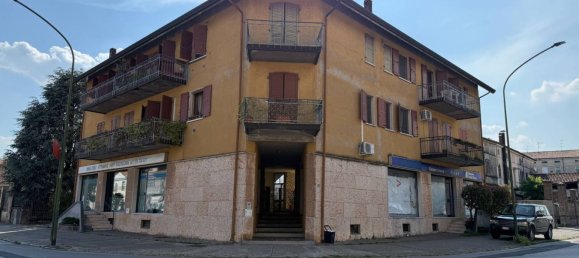 عقار تجاري في Ostiglia, Italy 130متر مربع رقم 269387 11