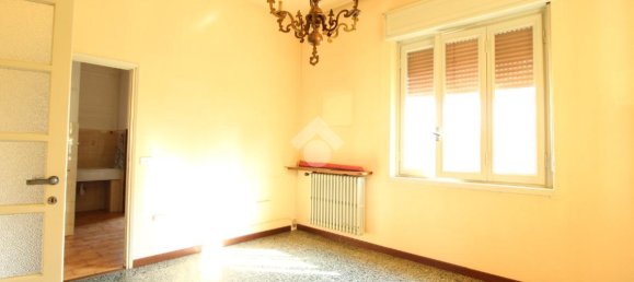 Вилла с 4 комнатами в Мерате, Италия № 136567 17