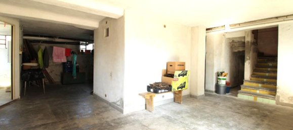 Вилла с 4 комнатами в Мерате, Италия № 136567 32