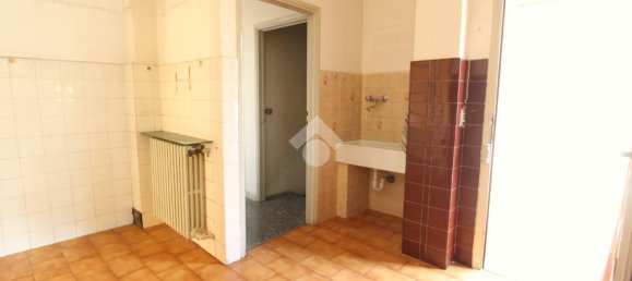 Вилла с 4 комнатами в Мерате, Италия № 136567 16