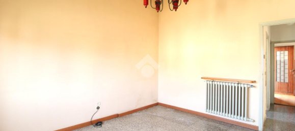 Вилла с 4 комнатами в Мерате, Италия № 136567 23