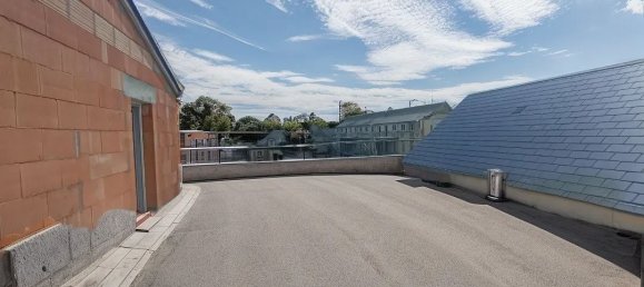 3 bedrooms Apartment in Tours, France No. 209101 5