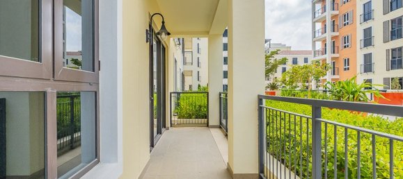 Apartamento de 2 dormitorios en Jumeirah, UAE No. 3518 32