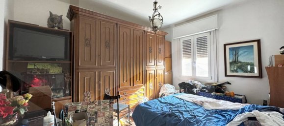 3 rooms Apartment in Casalecchio di Reno, Italy No. 20187 10