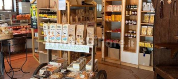 2غرفة عقار تجاري في Bosco Chiesanuova, Italy رقم 202644 11