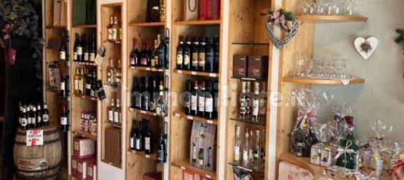 2غرفة عقار تجاري في Bosco Chiesanuova, Italy رقم 202644 3