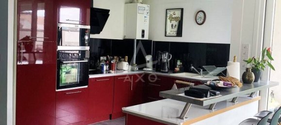 3 Schlafzimmer Wohnung in Epernay, France, Nr. 270015 2