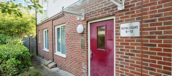 2 bedrooms Apartment in Watford, United Kingdom No. 6110 17