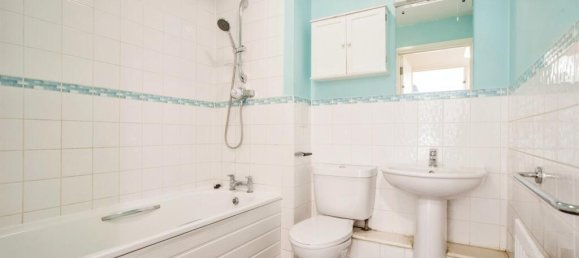 2 bedrooms Apartment in Watford, United Kingdom No. 6110 9