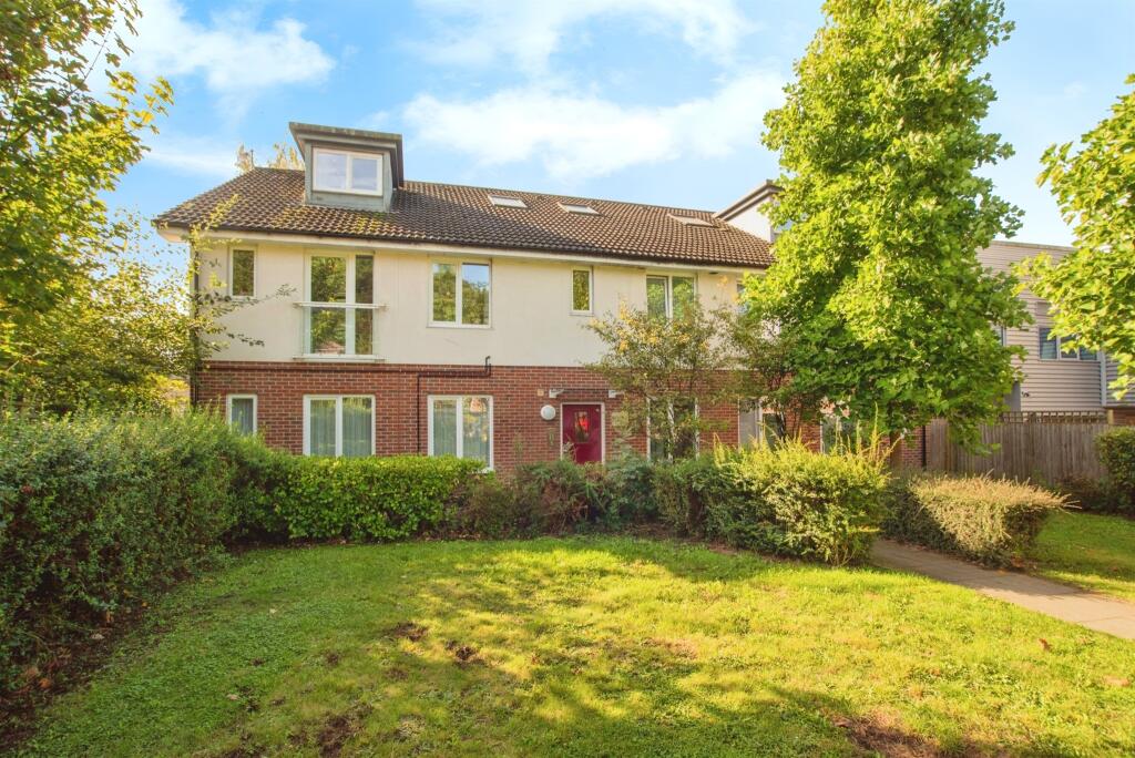 2 bedrooms Apartment in Watford, United Kingdom No. 6110