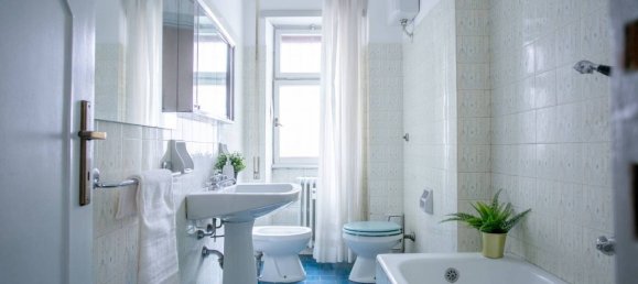 3 bedrooms Apartment in Rome, Italy No. 45857 7