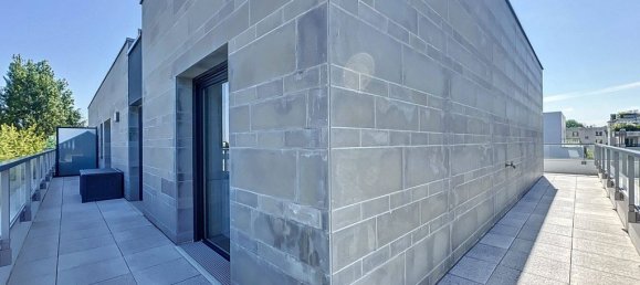 Apartamento de 3 dormitorios en Garches, France No. 178181 35