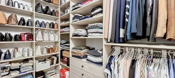 Apartamento de 3 dormitorios en Garches, France No. 178181 14