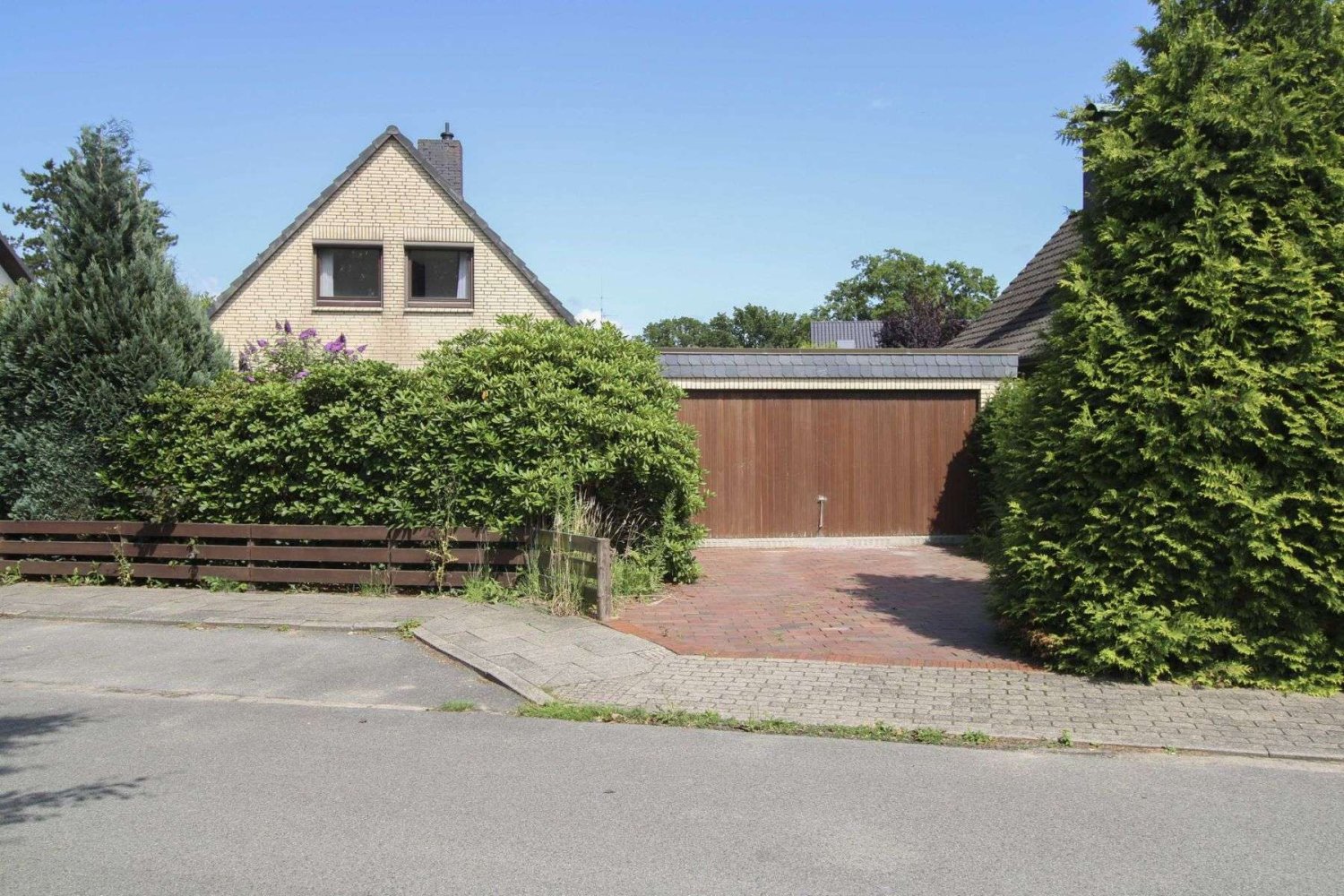 Дом с 3 спальнями в Pinneberg, Германия № 351492