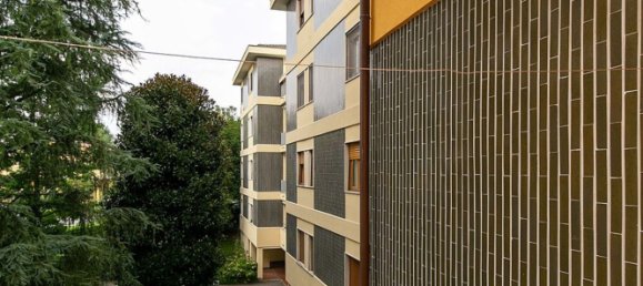 4 bedrooms Apartment in Saronno, Italy No. 329681 11