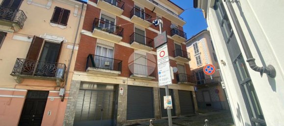 1 bedroom Apartment in Asti, Italy No. 84532 4