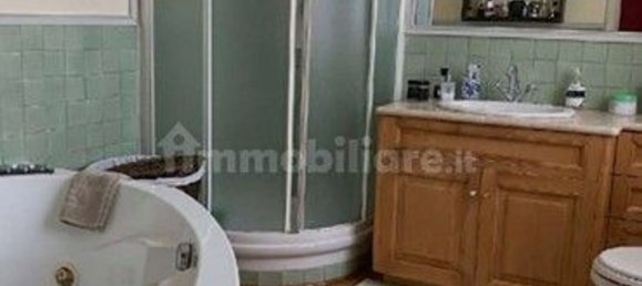 3 rooms Apartment in Rome, Italy No. 203484 15