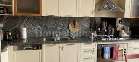 3 rooms Apartment in Rome, Italy No. 203484 5