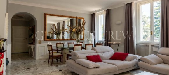 3 bedrooms Apartment in Monza, Italy No. 270882 6