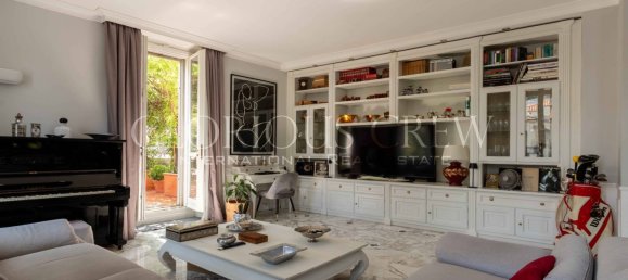 3 bedrooms Apartment in Monza, Italy No. 270882 4