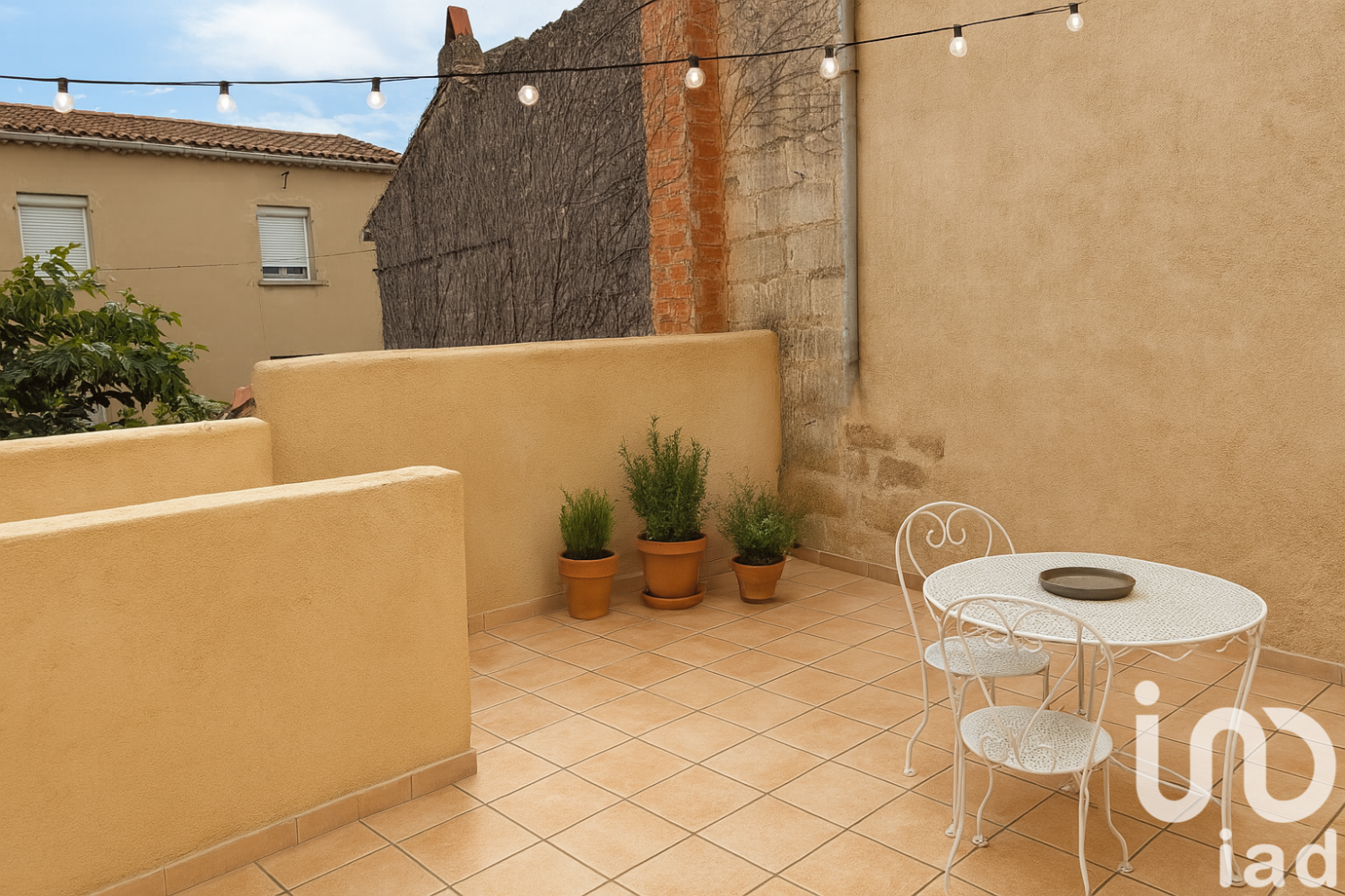 Casa de 2 dormitorios en Graveson, France No. 296135