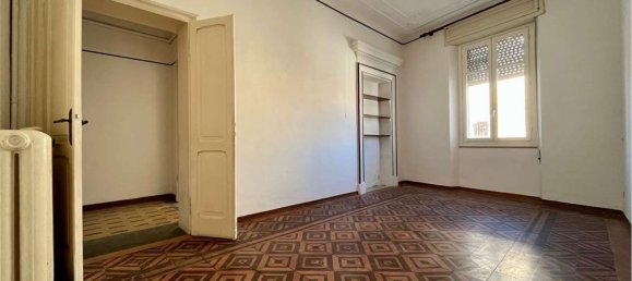 7 rooms Apartment in Ancona, Italy No. 199021 10