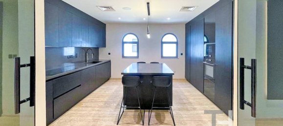 Villa de 4 dormitorios en Palm Jumeirah, UAE No. 95258 4