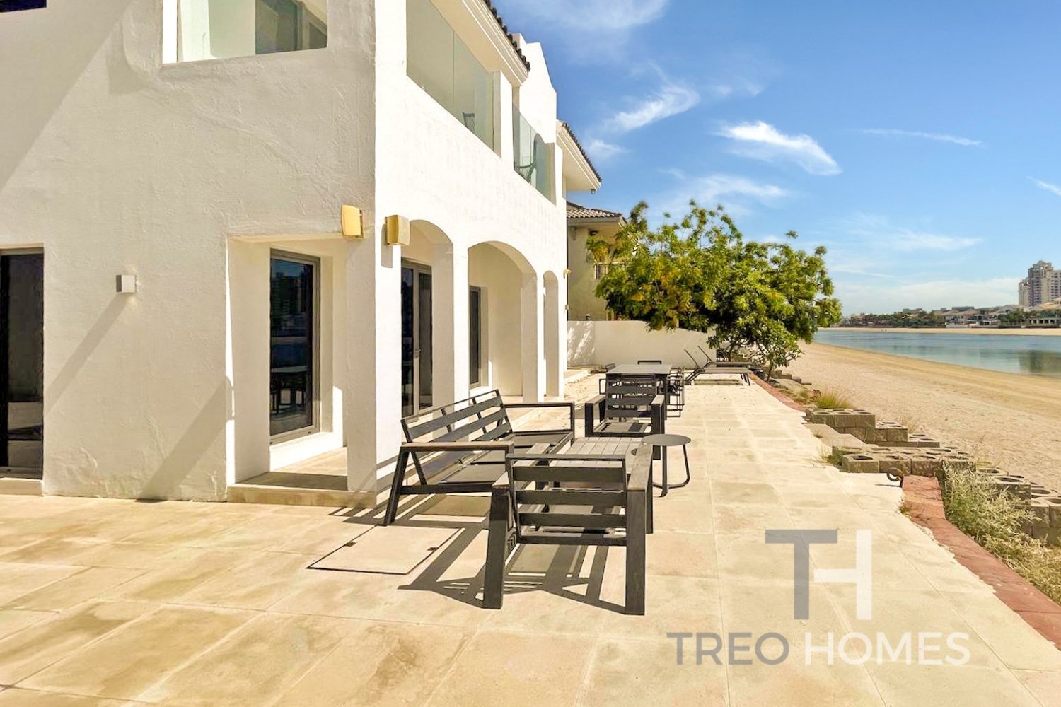 Villa de 4 dormitorios en Palm Jumeirah, UAE No. 95258