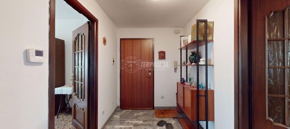 2 rooms Apartment in Settimo Torinese, Italy No. 141896 9
