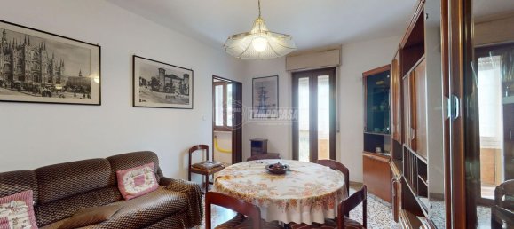 2 rooms Apartment in Settimo Torinese, Italy No. 141896 2