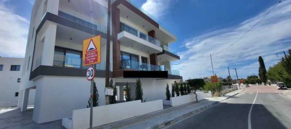 3 bedrooms Apartment in Parekklisia, Cyprus No. 11752 3