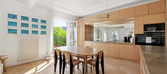 Квартира с 3 спальнями в Париж, Франция № 346338 4