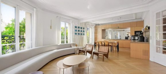 Квартира с 3 спальнями в Париж, Франция № 346338 3