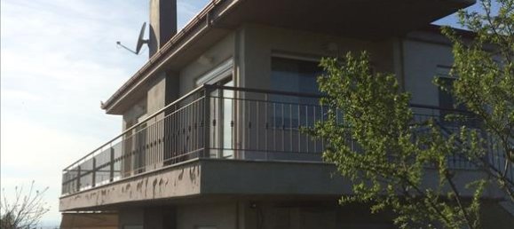 5 bedrooms Commercial property in Thessaloniki, Greece No. 5792 4