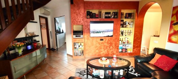 Dúplex de 5 dormitorios en Trebaseleghe, Italy No. 339792 11