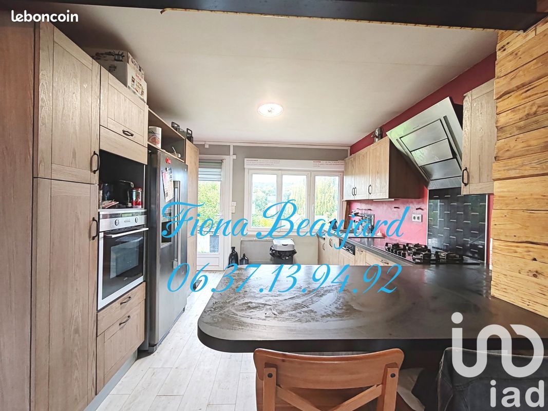 3 bedrooms House in Poix-de-Picardie, France No. 221004