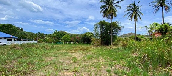  Commercial property in Hua Hin, Thailand No. 7947 8