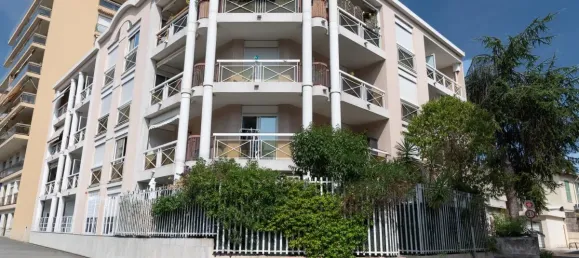 1 bedroom Apartment in Nice, France No. 339663 5