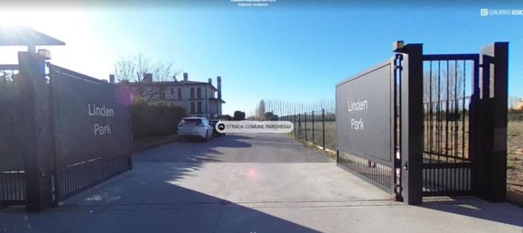 3 rooms Apartment in Jesolo, Italy No. 16186 2