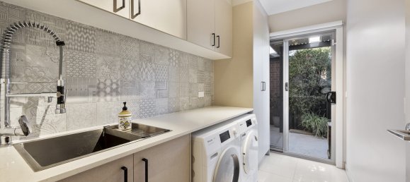 4 chambres Maison à Tarneit, Australia No. 331 17