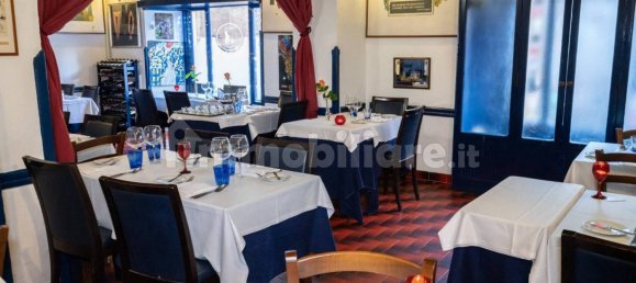 4 rooms Commercial property in Rome, Italy No. 333990 11