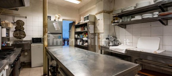 4 rooms Commercial property in Rome, Italy No. 333990 30