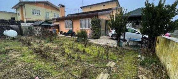 5-Zimmer Wohnung in Carbonera, Italy, Nr. 56483 10