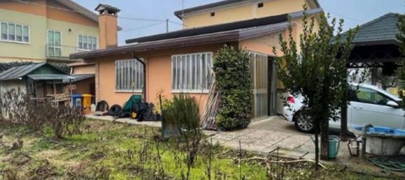 5-Zimmer Wohnung in Carbonera, Italy, Nr. 56483 11
