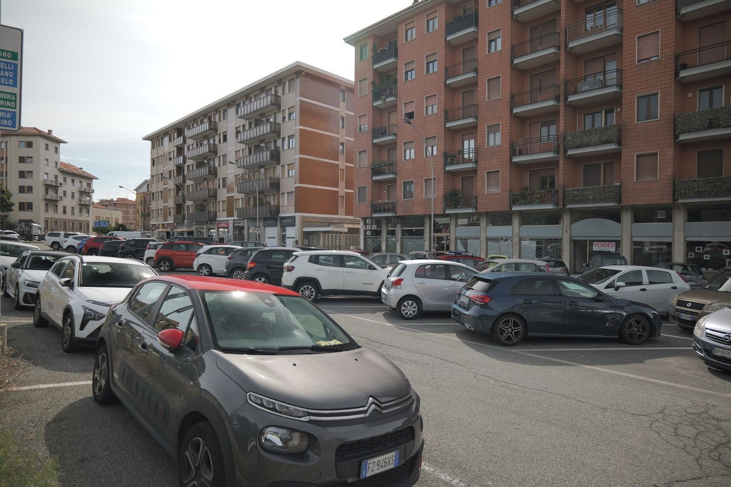 38m² Garage in Biella, Italy No. 298794