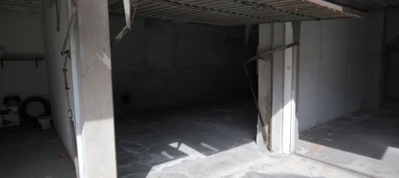 38m² Garage in Biella, Italy No. 298794 2